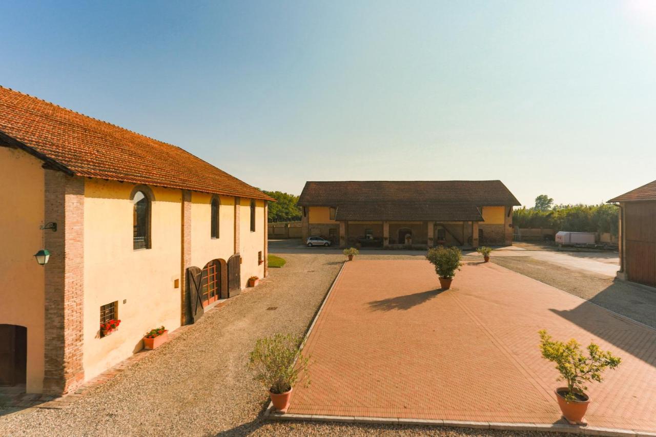 Agriturismo Le Corti Della Gualdana Воґера Екстер'єр фото