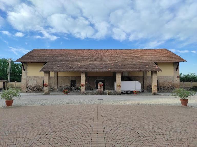 Agriturismo Le Corti Della Gualdana Воґера Екстер'єр фото