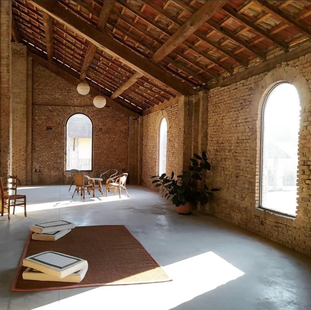 Agriturismo Le Corti Della Gualdana Воґера Екстер'єр фото